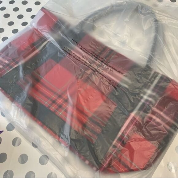 RED VICTORIAS SECRET TOTE - Picture 7 of 8